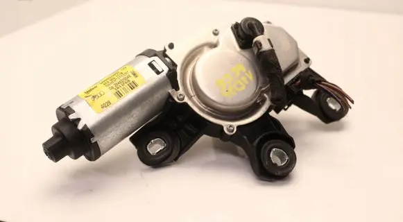 Audi A6 S6 C6 4F Rear window wiper motor 