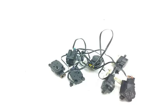 Mercedes-Benz ML W163 Air flap motor/actuator A2038201642 61800173 61800173114