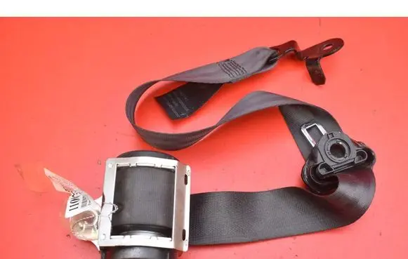 Opel Corsa E Front seatbelt 13427741