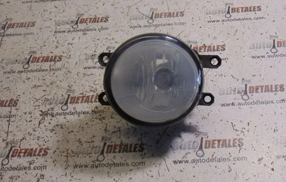 Toyota Avensis T270 Front fog light 812100D041