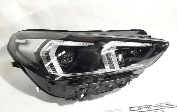 BMW X1 U11 Headlight/headlamp 5A9A232