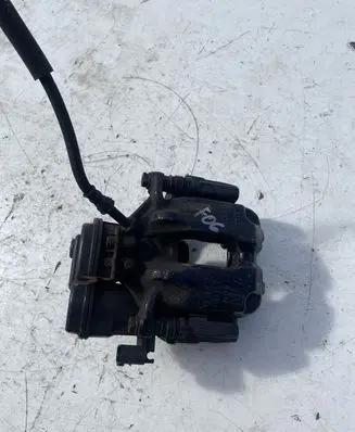 BMW 6 F06 Gran coupe Rear brake caliper 4424