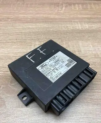Ford Focus Comfort/convenience module 98AG15K600DE 5WK47230Z