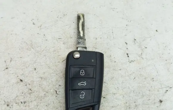 Volkswagen Golf VII Ignition key/card 5G0959752DD 0151930050 2970125364