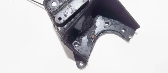 Mitsubishi Space Star Engine mounting bracket