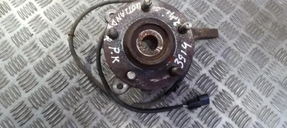 Mitsubishi Outlander Front wheel hub