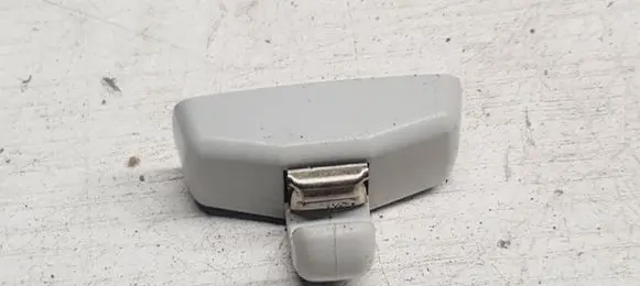 Sun visor clip/hook/bracket