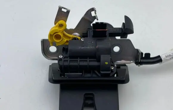 Audi Q7 4M Tailgate/trunk/boot lock/catch/latch 4M0827506D 4M0827535B