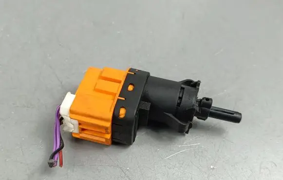 Jaguar F-Pace Brake pedal sensor switch HK8396854AB