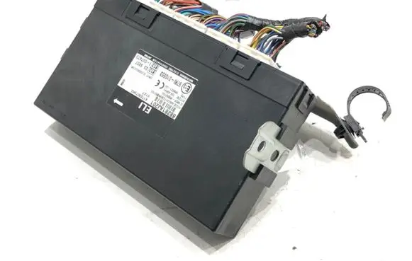 Subaru Legacy Central body control module 88281AJ201