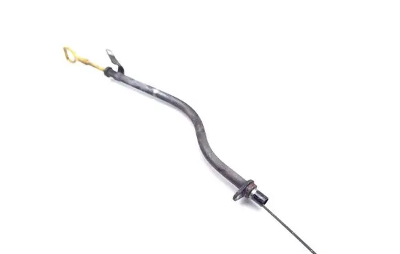 Chevrolet Captiva Oil level dip stick 