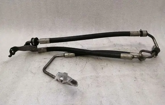Mercedes-Benz GLE (W166 - C292) Power steering hose/pipe/line A1663201872