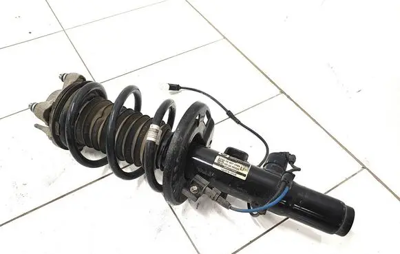 BMW 4 G22 G23 G24 G26 Front shock absorber/damper 6895202