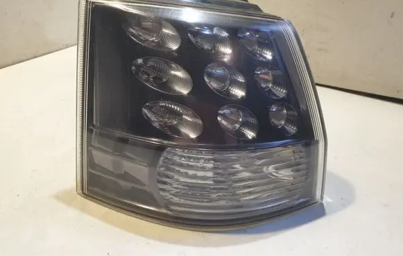 Rear/tail lights