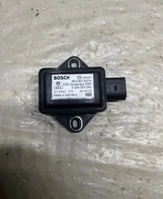 Audi A4 S4 B6 8E 8H ESP acceleration yaw rate sensor 8E0907637A 18542679 0265005245