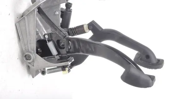 BMW 2 F22 F23 Clutch pedal 678711