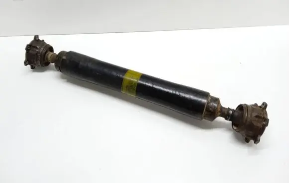 Mitsubishi Pajero Rear driveshaft/prop shaft 05C16B 3341