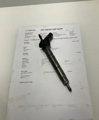 Mercedes-Benz E W211 Fuel injector A6420701887 0445115072 6420701887