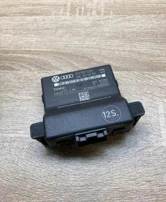 Volkswagen PASSAT B6 Gateway control module 3C0907530E 3C0907951