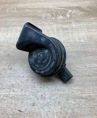 Volkswagen Touran I Horn signal CH2143 024143