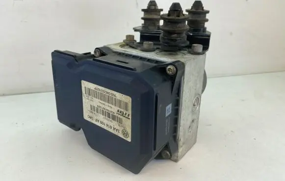 Volkswagen PASSAT CC ABS Pump 3AA614109AF 17654055 54085620T