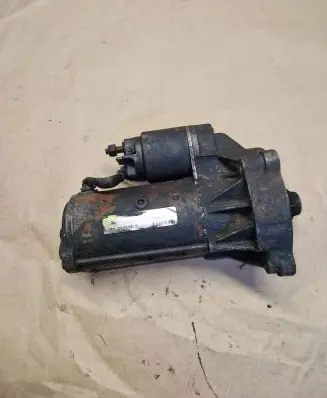 Peugeot 807 Starter motor D7R27 0408MB