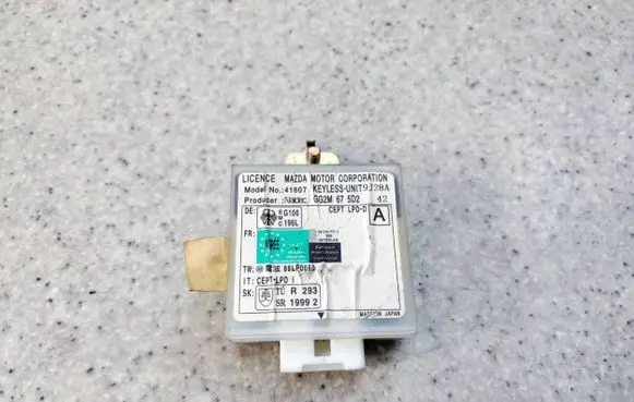 Mazda 626 Immobilizer control unit/module GG2M675D2