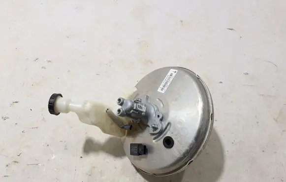 Mercedes-Benz GLA H247 Brake booster A1774302400