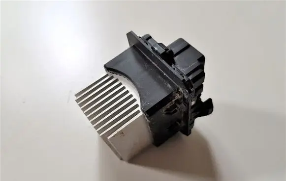 Nissan Juke I F15 Heater blower motor/fan resistor VLCL29PWM11N T1000034ZC 27761JE22A