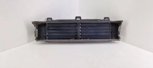 Volvo S90, V90 Intercooler air channel guide 31383212