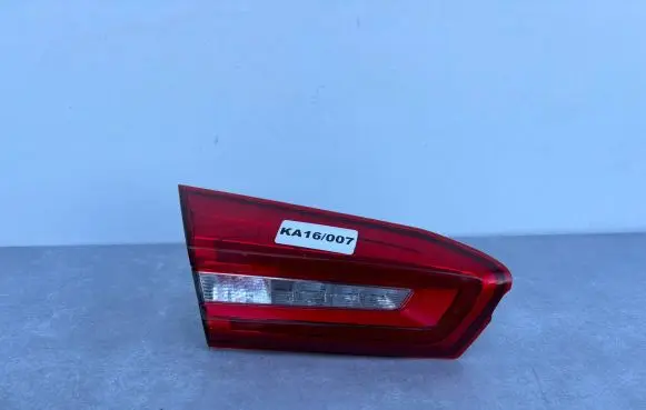 Ford Focus Tailgate rear/tail lights JX7B-13A603-C