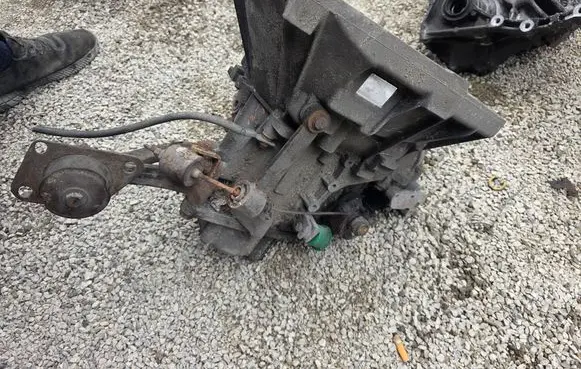 Fiat Punto (188) Manual 5 speed gearbox