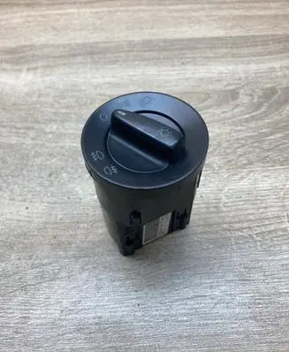 Skoda Fabia Mk2 (5J) Light switch 1U0941531D