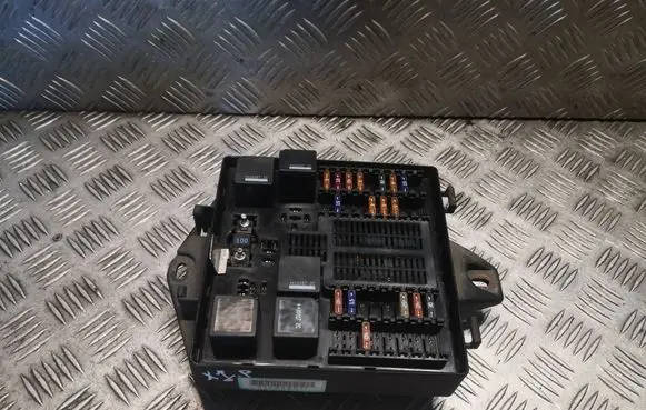 Jaguar XJ X351 Fuse box set AW9314A073AC