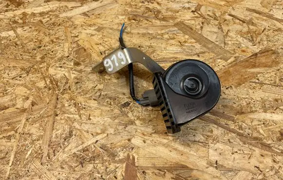 Volvo XC40 Horn signal 30747614