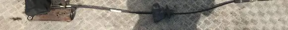 Gear shift cable linkage