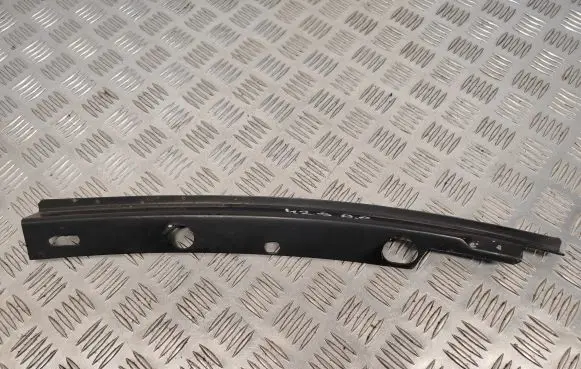 BMW 6 E63 E64 Fender mounting bracket 7070468