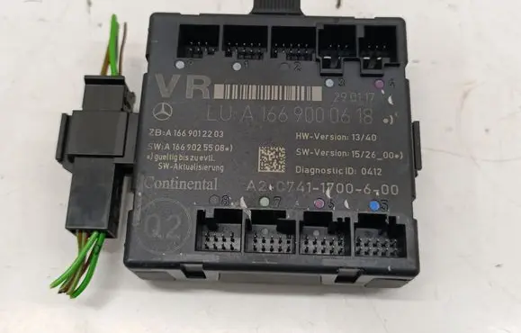 Mercedes-Benz CLA C117 X117 W117 Door control unit/module A1669000618