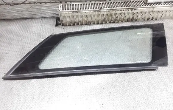 Subaru Legacy Rear side window