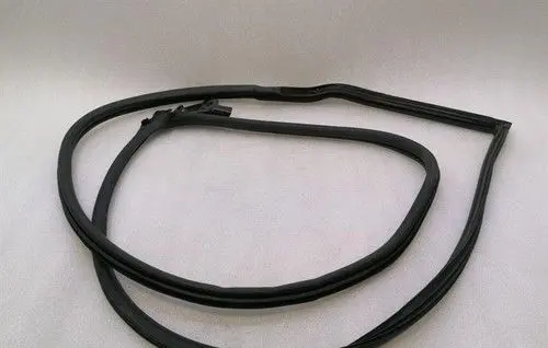Aston Martin V8 Rubber seal front coupe door window 6G33C20708AH