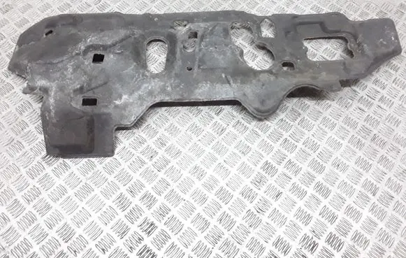 Lexus CT 200H Heat shield in engine bay 