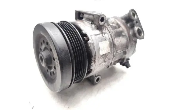 Opel Corsa D Air conditioning (A/C) compressor (pump) 55701200