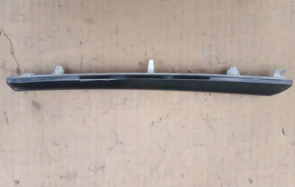 Audi A3 S3 8V Front door trim (molding) 8V4867409G