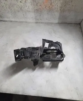 Mercedes-Benz GL X166 Pneumatic air compressor holding bracket A1663200143