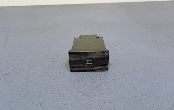 Volkswagen PASSAT B4 Other switches/knobs/shifts 3A0959621