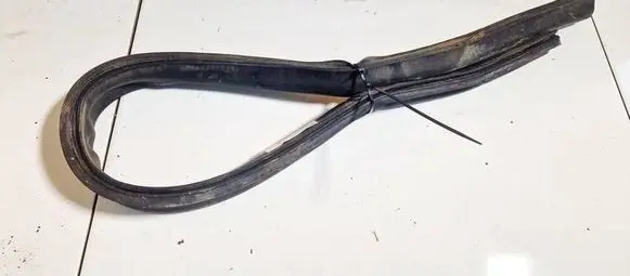 Opel Astra H Engine compartment rubber 