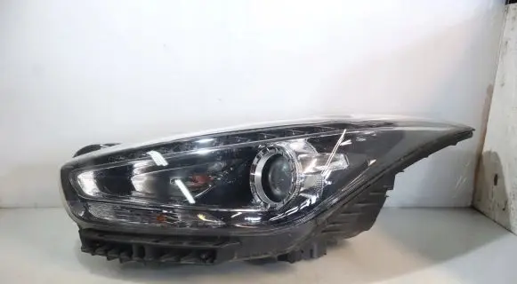 Hyundai i40 Headlight/headlamp