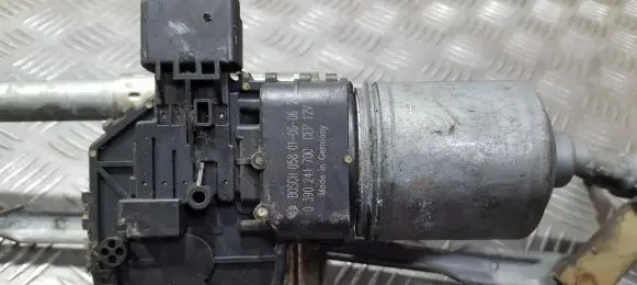Citroen C5 Wiper motor 0390241700