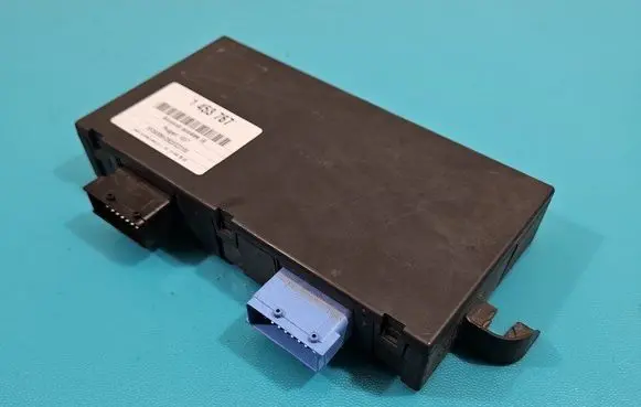 Peugeot 1007 Central body control module 953976 IMPRK1453767
