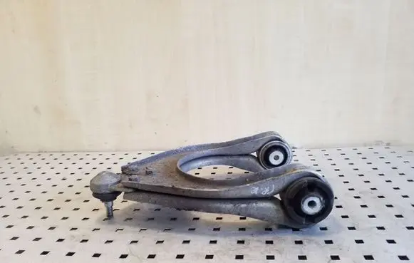 Mercedes-Benz CLS C219 Front lower control arm/wishbone